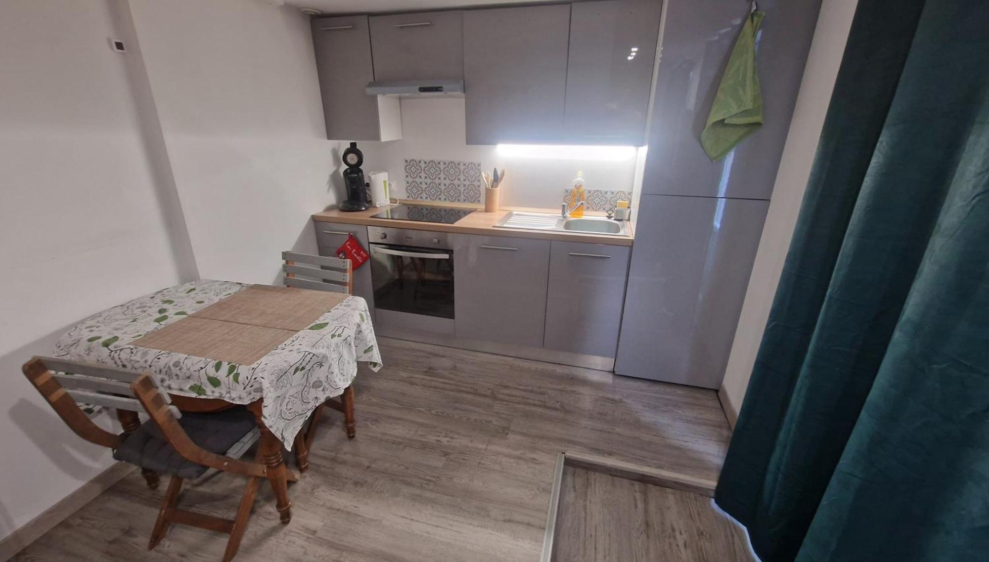 Studio Cerf, Quartier Marais, Terrasse Rez De Chausse, Jardin Accessible, Matelas Confortable Bourges Exterior photo